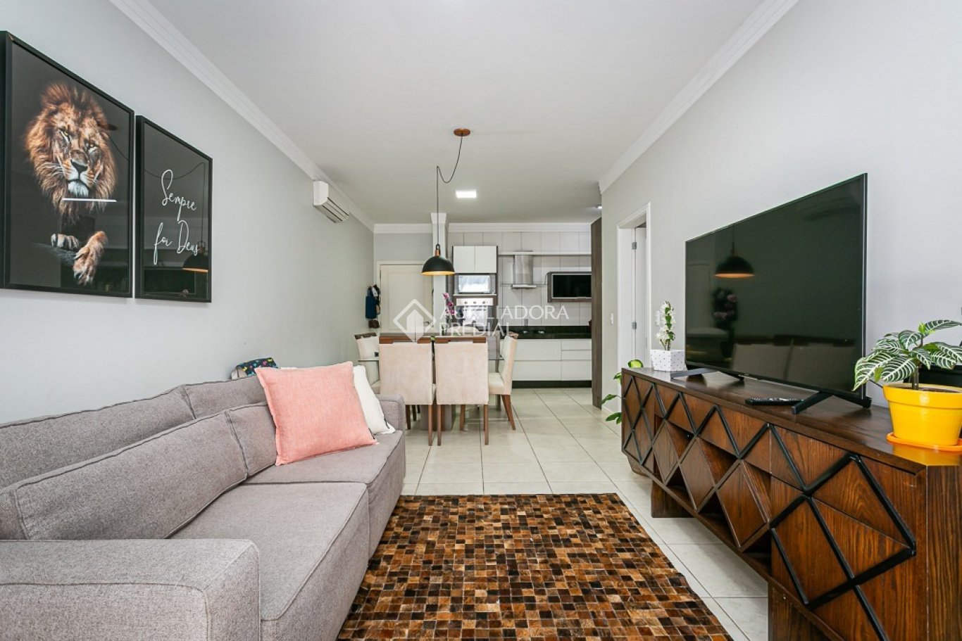 Apartamento 2 suítes Jurerê Internacional
