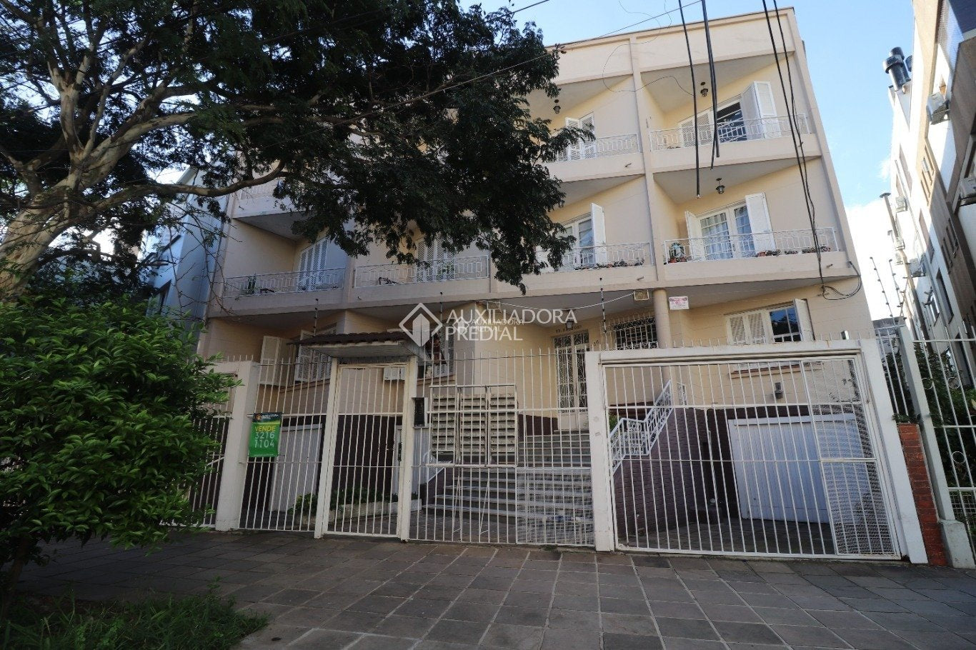 Próximo ao Hospital Moinhos de Vento - Porto Alegre- RS