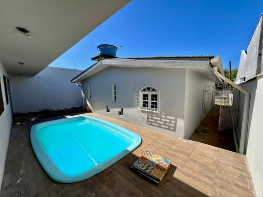 Casa terrea a venda com 4 quartos, piscina e salão de festas!